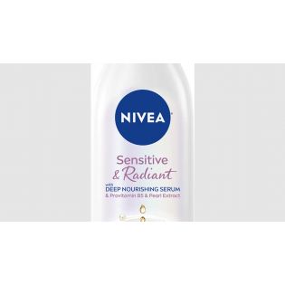 Loció corporal NIVEA Sensitive & Radiant